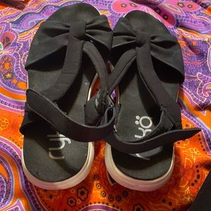 Black  sports sandals